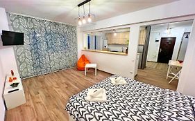 Peak Apartments